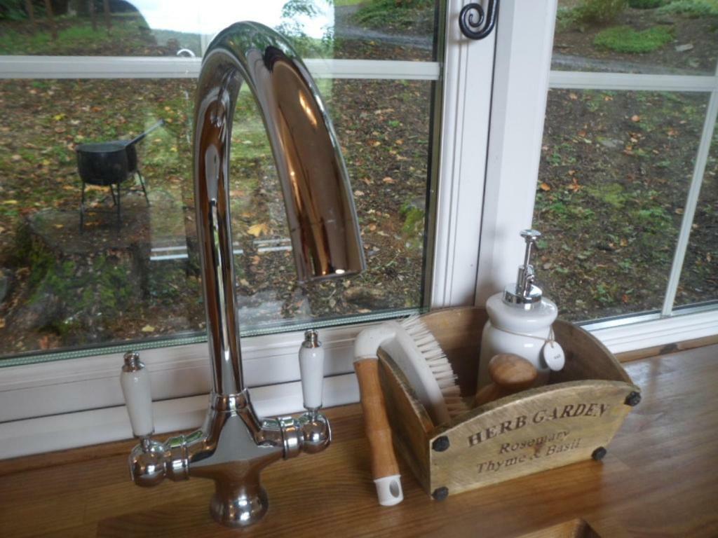 Borthwickbrae Shepherd'S Hut ホーイック エクステリア 写真