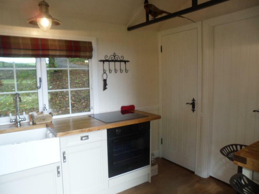 Borthwickbrae Shepherd'S Hut ホーイック エクステリア 写真